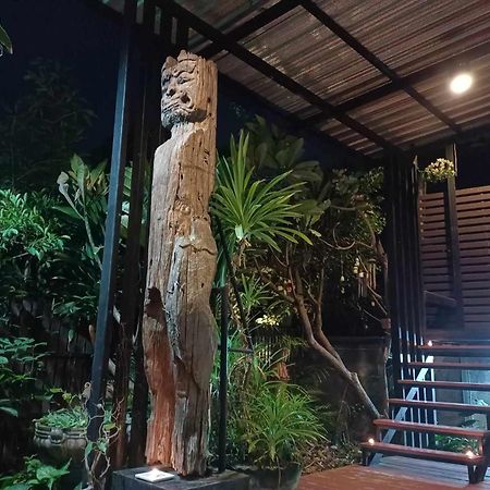 Hotel Chez Pom Chiang Mai Exterior foto