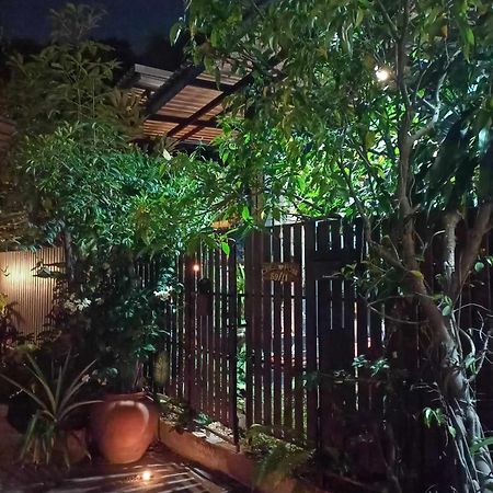 Hotel Chez Pom Chiang Mai Exterior foto